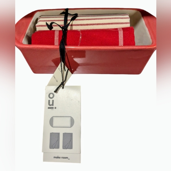 NEW Oui Loaf Pan Baker and Tea Towel Set - Picture 2 of 7